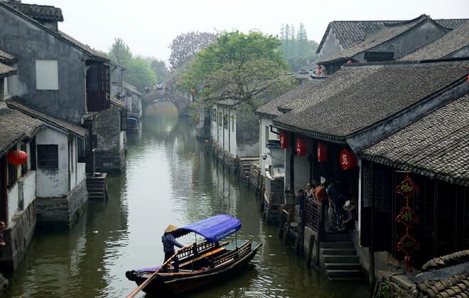 凤凰传奇一己之力,带火00后“代舞”,有人一天收入3000能跳50首歌